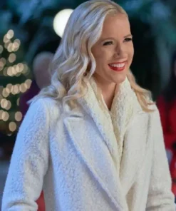 A Nashville Christmas Carol Vivian White Coat