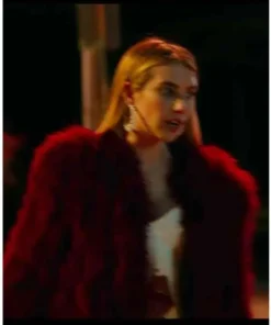 Holidate Emma Roberts Fur Coat