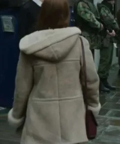 Lola Petticrew Say Nothing 2024 Beige Shearling Jacket