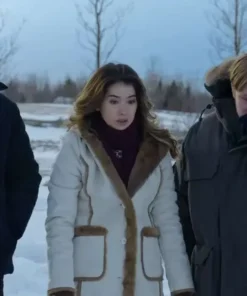 The Finnish Line-Inspired Coat for Effortless Winter Style